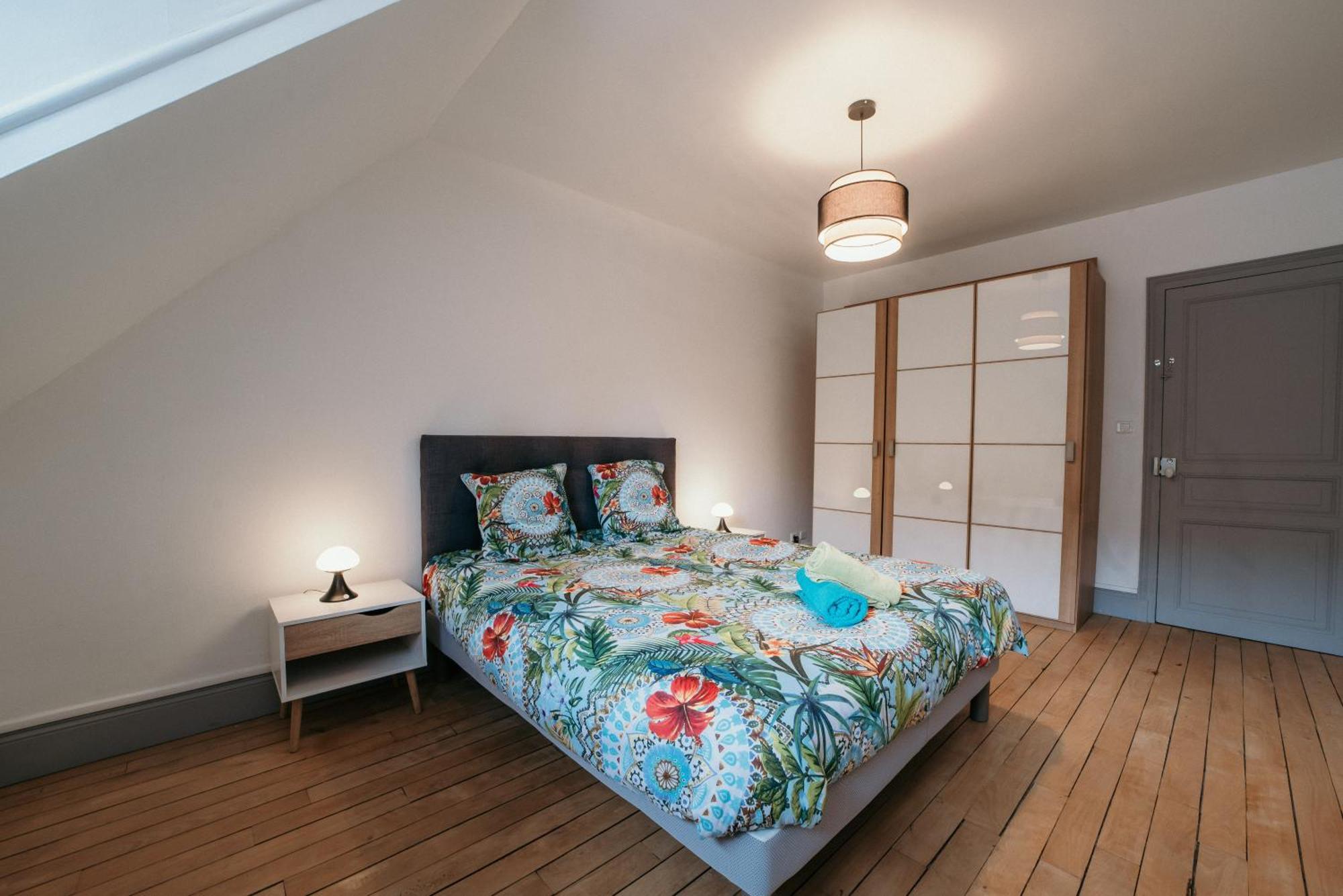 Appartement D'Aubilly Hyper Centre-Ville Charleville-Mezieres Bagian luar foto